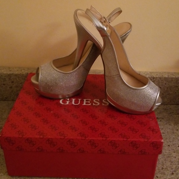 Shoes - Picture 2 of 4